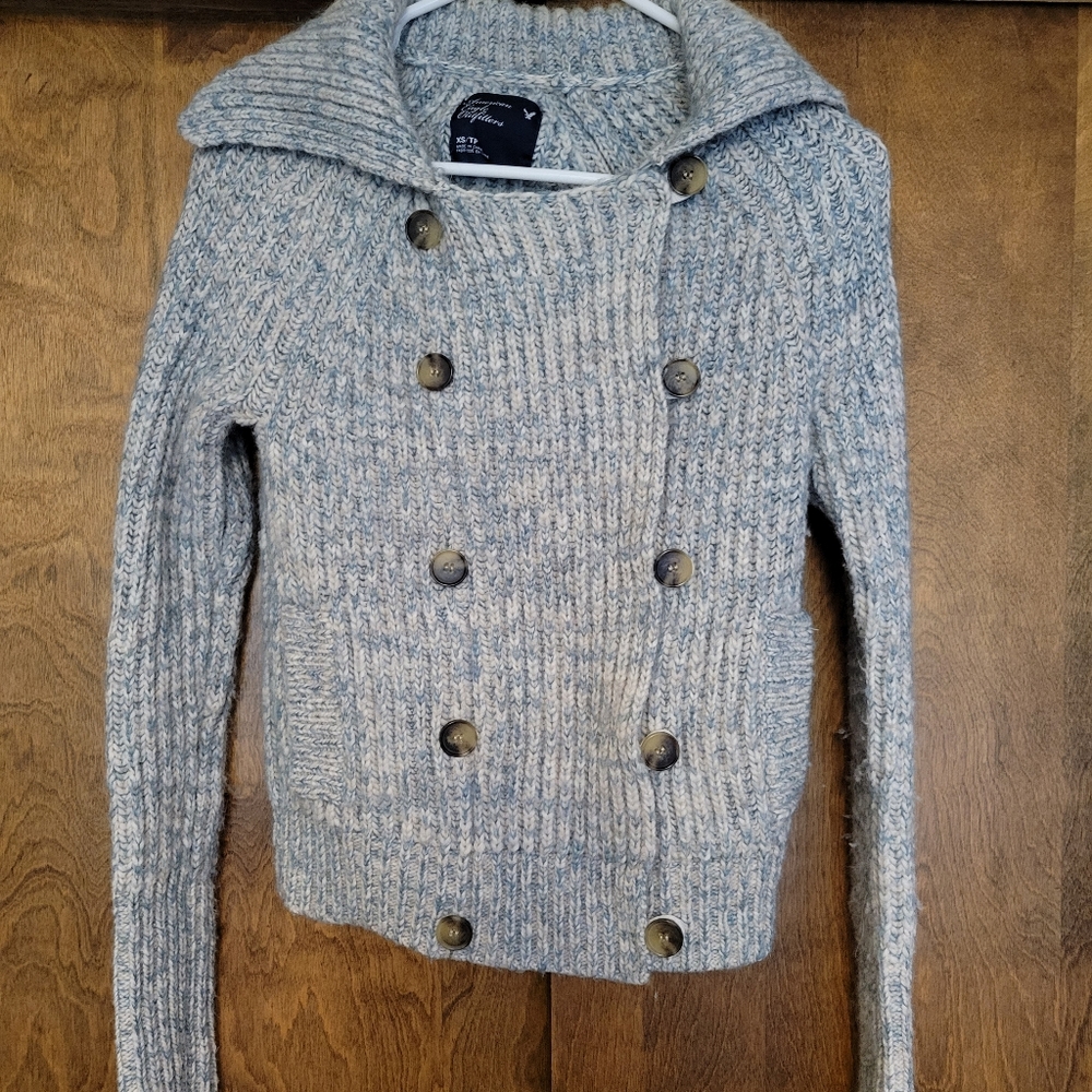 American Eagle Zip Up Sweater